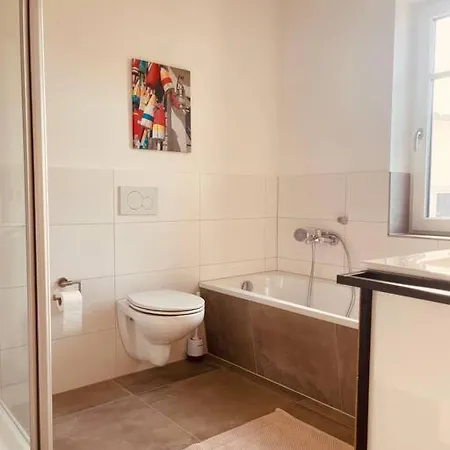 Apartman Lichtdurchflutetes Mit Balkon *