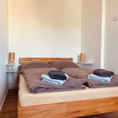 Lichtdurchflutetes Mit Balkon Apartman